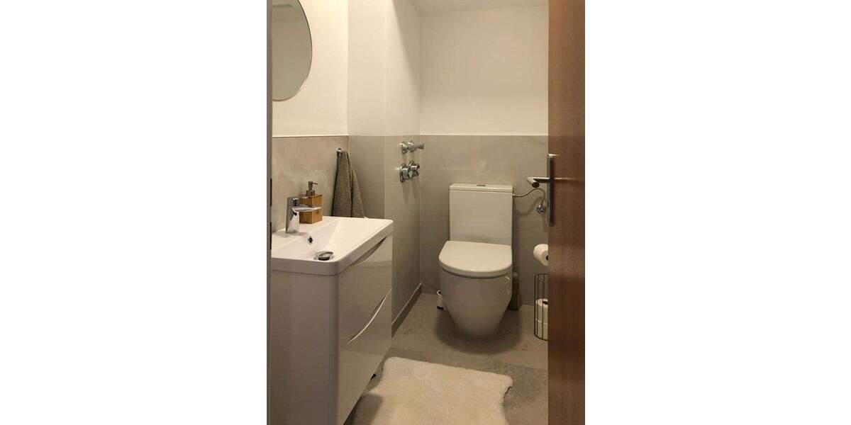 Etagenwohnung Köln Weidenpesch - 2 Zimmer, 63 m&sup2;, 1.020&euro; | Angebot:25728347