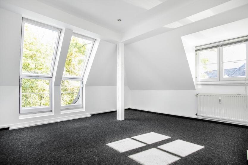 Exklusive private Vermietung in Köln-Marienburg mit Dachterrasse zimmer
