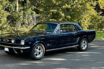 Ford Mustang 171.966 km 39.990 &euro; Düsseldorf 40233