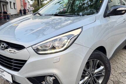 Hyundai ix35 114.000 km 9.999 &euro; Köln/Wahn 51147