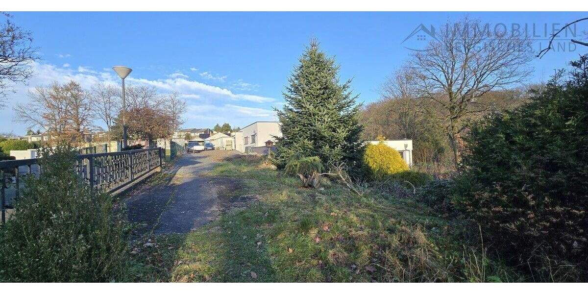 HIER KÖNNTE IHR WOHNTRAUM ENTSTEHEN - ATTRAKTIVES BAUGRUNDSTÜCK IN BELIEBTER LAGE zimmer