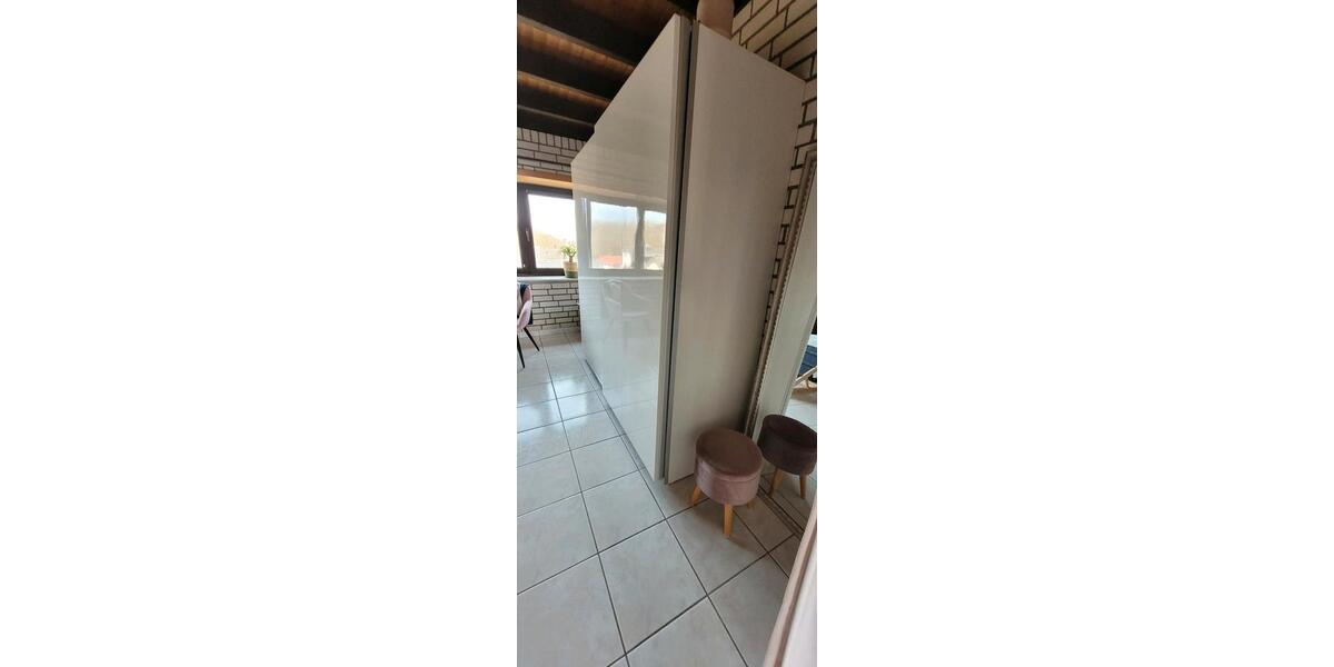 Dachgeschoßwohnung Bergheim - 2 Zimmer, 75 m&sup2;, 1.080&euro; | Angebot:25338520