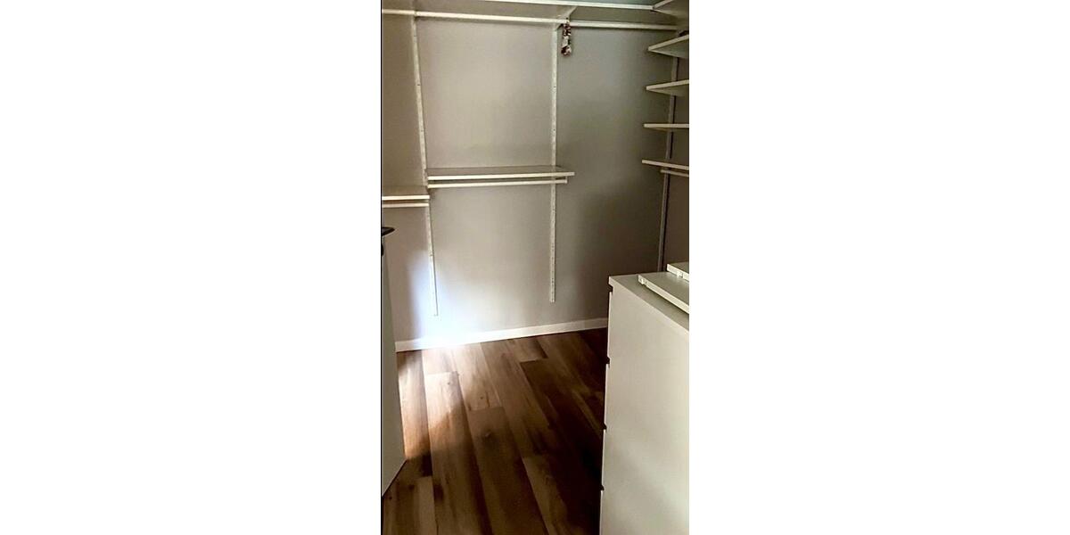 Haus In Solingen zu vermieten! Mit Küche, Garten, Carport 6 zimmer