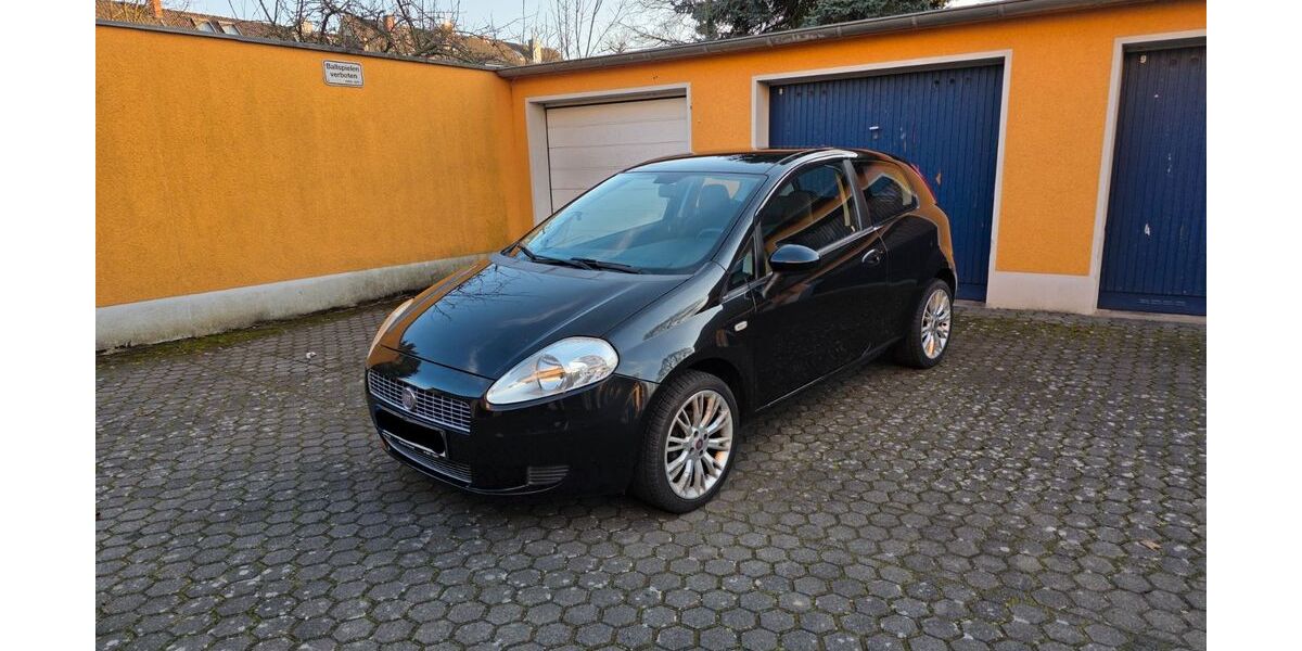 Fiat Punto 140.953 km 1.849 &euro; Köln 51061