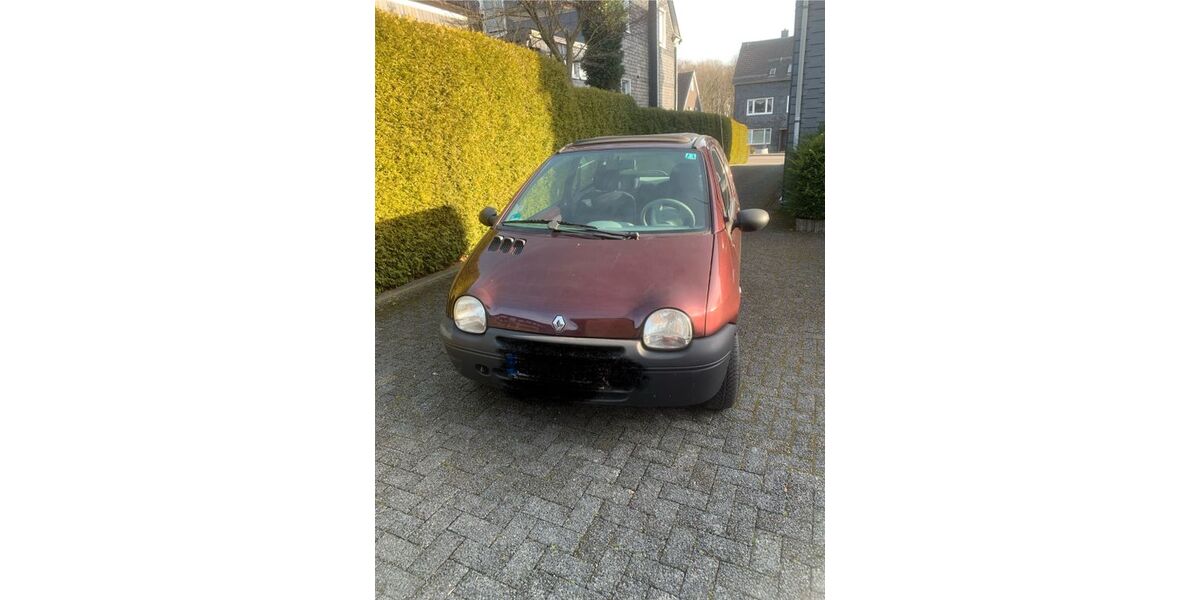 Renault Twingo 111.000 km 680 &euro; Wermelskirchen 42929