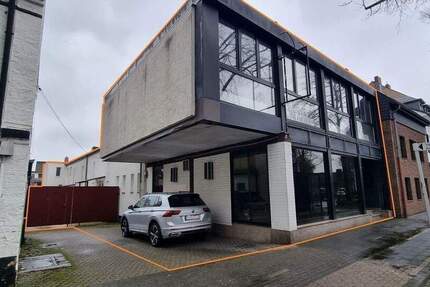 amarc21 - Bestandsgebäude mit leeren Einheiten - viiele Möglichkeiten 9 zimmer