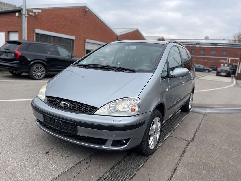 Ford Galaxy 200.000 km 3.990 € Düsseldorf 40549