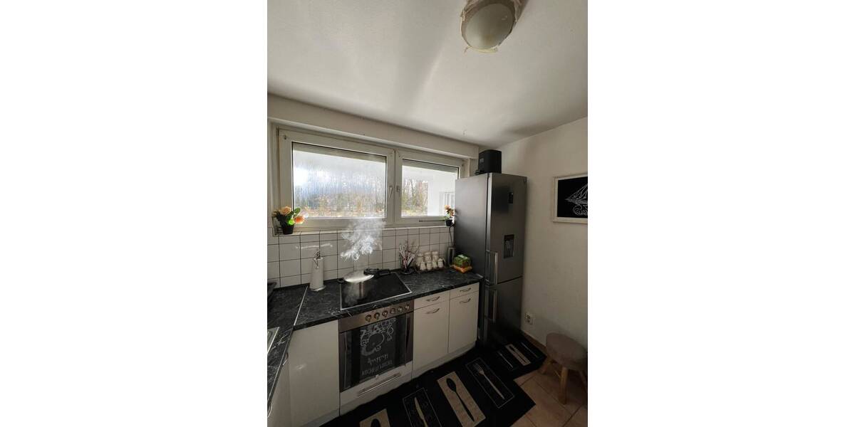 3 Zimmer Erdgeschosswohnung mit windgeschützter Loggia! 3 zimmer